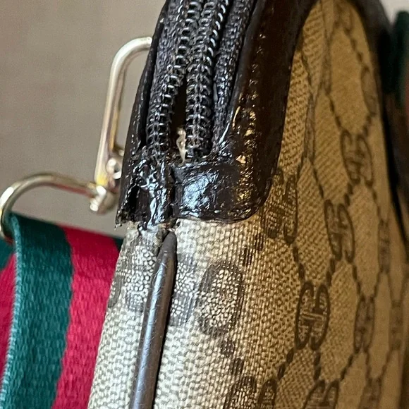 Authenticc Gucci vintage web sherry line crossbodydy bag 904.02.047 (C20001) - Picture 4 of 16